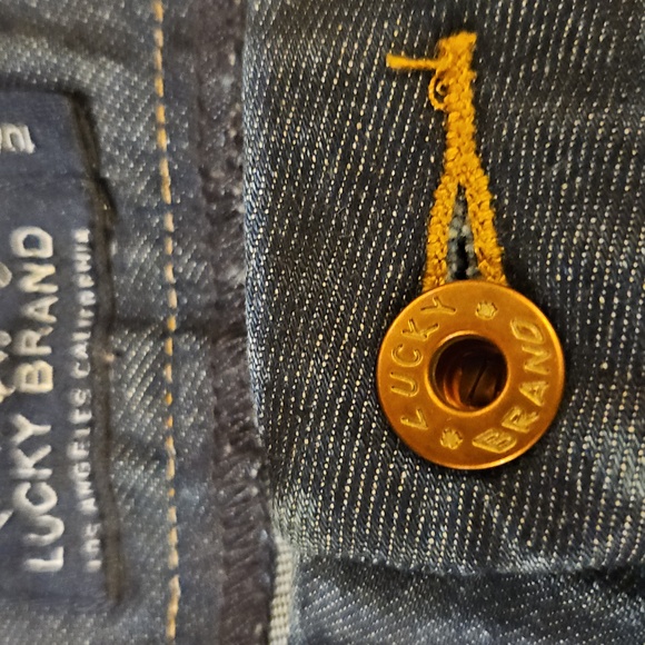 Lucky Brand Dark Blue Denim Crop Jeans 10 / 30 Sweet Jean Crop - Picture 4 of 9